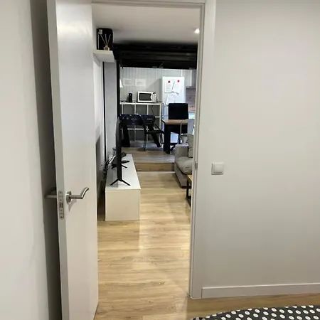 Apartamento Independiente En Con Piscina Séjour chez l'habitant Sant Cugat del Vallès
