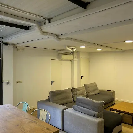 Apartamento Independiente En Con Piscina *